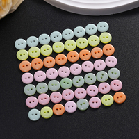 Kancing Resin Bulat Kartun Ukuran Kecil 2 Lubang, Kancing Dekoratif untuk Pakaian Anak, Cardigan Rajut & Gaun
