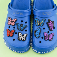 Breloques Papillon en PVC en Gros, Adorables Pins 3D pour Décoration de Sabots, Accessoires DIY Personnalisés pour Sandales, Cadeaux pour Enfants et Femmes