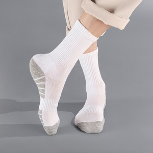 <span class=keywords><strong>Chaussettes</strong></span> mi-mollet en coton <span class=keywords><strong>très</strong></span> populaires 2026 avec semelle rembourrée, <span class=keywords><strong>chaussettes</strong></span> de sport toutes saisons avec semelle en tissu éponge - Product Image 4