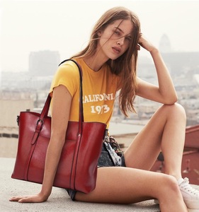 Nouveau Sac à Bandoulière de Luxe en Cuir PU Huilé, Sacs à Main Décontractés, Sacs de Dame Type Coffre, Grand Sac à Bandoulière - Product Image 4