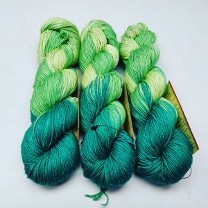 Maharaja <b>100</b>% <b>Silk</b> Raw <b>Yarn</b> for Creative Expressions Hand Knitting Sewing Embroidery Ropemaking Weaving - Product Image 4