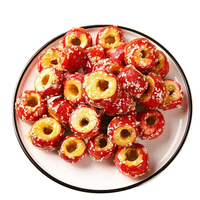 Gezonde Zoete Smaak Met Suiker Bedekte Gevriesdroogde Meidoorvruchten Harde Textuur Verpakt In Zakken Perfecte Snack