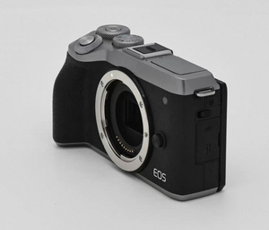 เสนอขายกล้องดิจิตอลแบบสะท้อนภาพเดี่ยว EOS 550D ระดับมืออาชีพในราคาประหยัด - Product Image 2