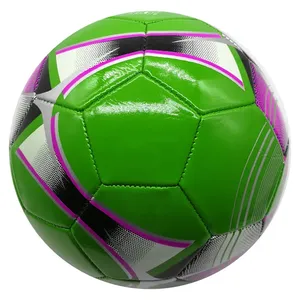 Ballons de football de style nouveau de qualité supérieure à des prix abordables formation de football de taille 5 personnalisé logo personnalisé et vente en gros de football design - Product Image 1