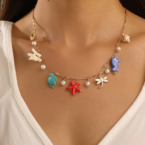 Collier en céramique coloré avec breloques en forme d'étoile de mer, style plage pour femmes - Product Image 2
