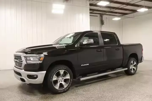 Meilleures ventes de <span class=keywords><strong>RAM</strong></span>-TRUCK 1500 DOUBLE CAB 2024 2025 d'occasion, modèle Big Horn 4x4, faible kilométrage, en excellent état de marche - Product Image 6