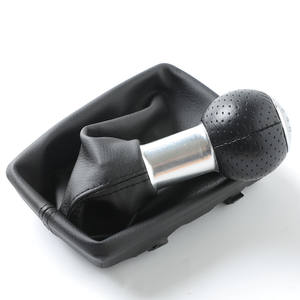 หัวเกียร์รถยนต์ FUXIN หุ้มหนัง สำหรับ Audi A4 สีเงิน เกียร์ธรรมดา 6 สปีด - Product Image 1