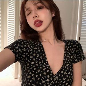 Camiseta de Verano al por Mayor, Moda de Verano, Más Vendida, Cuello en V, Estampado Floral, Corte Ajustado, Manga Corta, Top Elegante para Mujer - Product Image 3