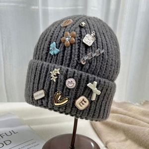 Wholesale Fashion Acrylic Knitted <b>Hats</b> Common Winter Beanie <b>Hats</b> <b>for</b> Womens Travel - Product Image 3