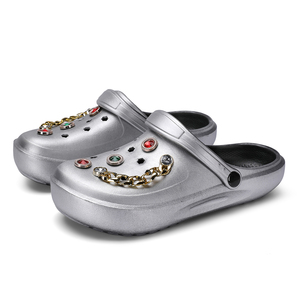 Bon marché Tendance Mode Plate-forme Belle Charme Conception Décoration Dame Femmes EVA Sabots Jardin Mules Pantoufles Chaussures - Product Image 5