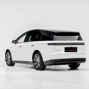 รถยนต์<span class=keywords><strong>มือ</strong></span><span class=keywords><strong>สอง</strong></span> ปี 2025 รุ่น Lixiang <span class=keywords><strong>I8</strong></span> รถยนต์ไฟฟ้าล้วน พื้นที่กว้างขวาง 6 ที่นั่ง รถ SUV ไฟฟ้าล้วน ระยะทางวิ่งไกล 720 กม. (มาตรฐาน CLTC) - Product Image 5