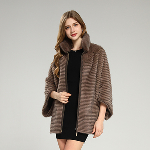Giacca di pelle Casual classica da donna Premium in visone - Product Image 3