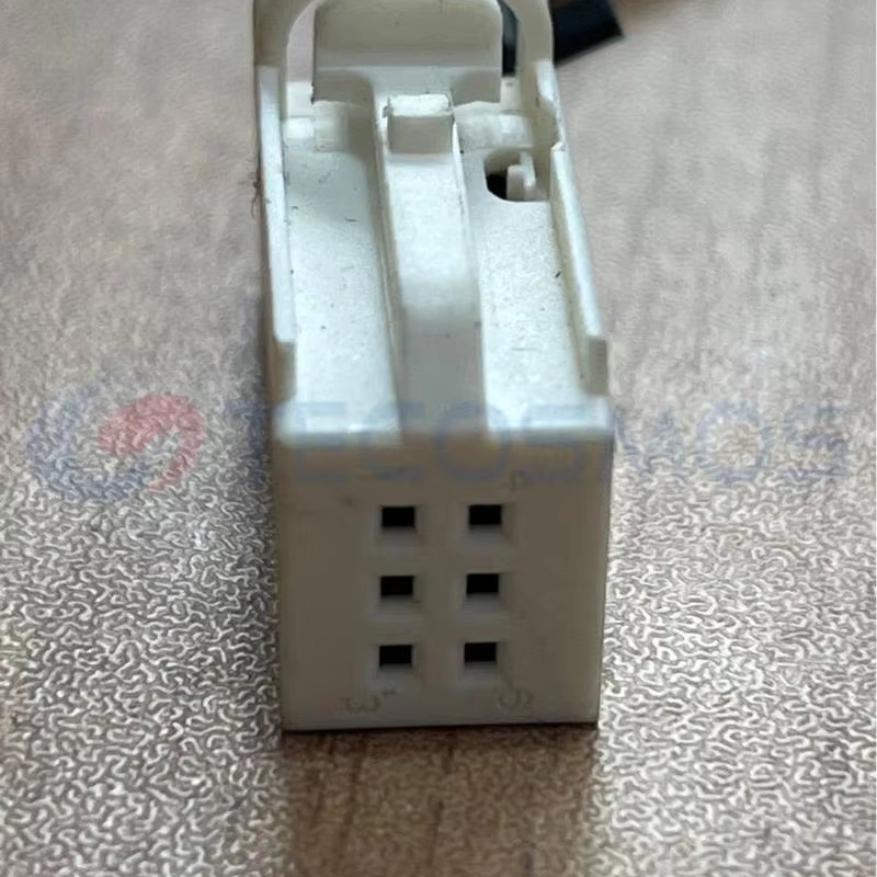 Car Connector For Volkswagen tire pressure warning light 8W0971636 6 pins CT6-0023M-5