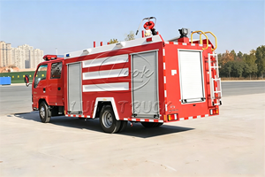 Camions de pompiers miniatures 2000L pour villages ruraux, châssis Isuzu, réservoir d'eau, engins de lutte contre les incendies pour zones rurales - Product Image 5