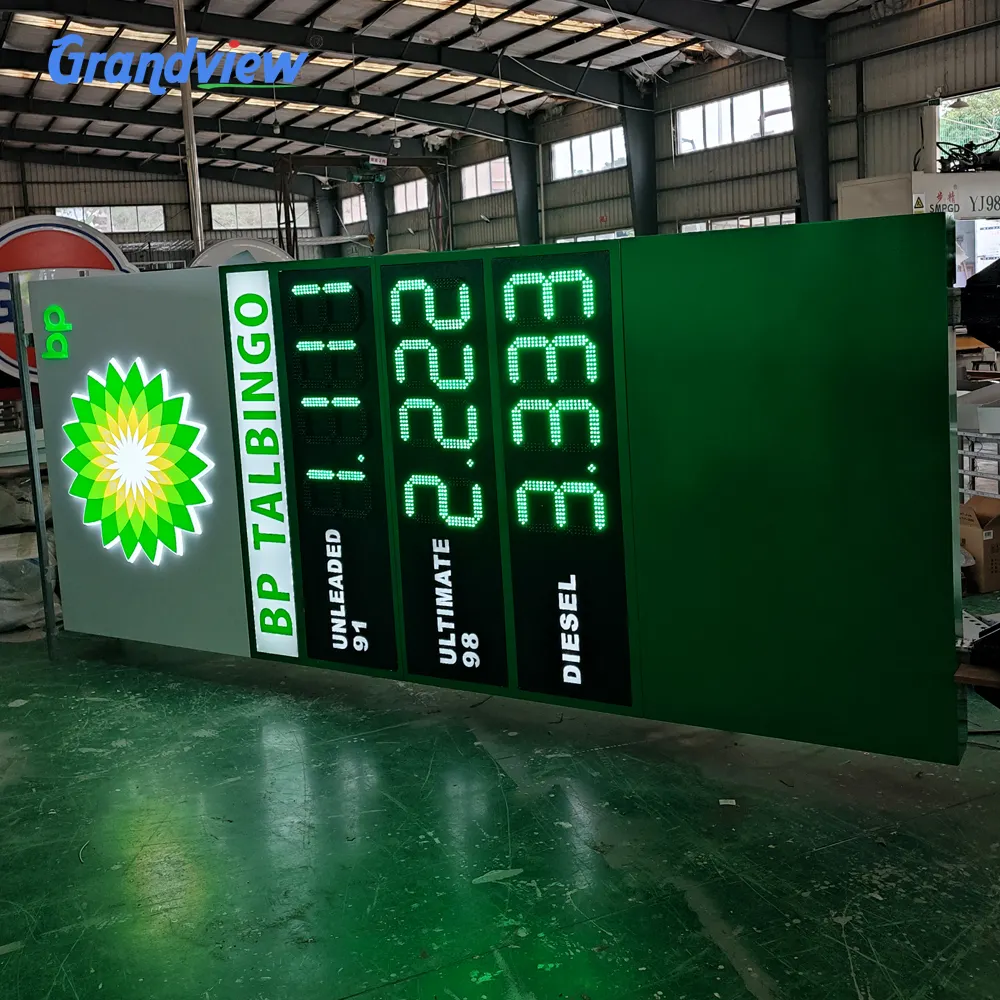 Petrol station led digital signage advertising pylon sign for price display