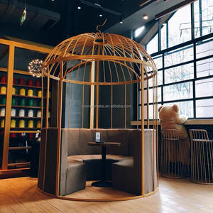 Grande cage à oiseaux extérieure en fer avec structure en acier inoxydable, personnalisable - Product Image 3