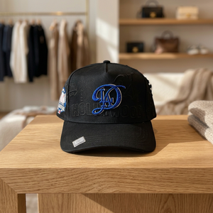 Gorra de Béisbol Unisex de 5 Paneles con Visera Curva, Diseño de Calaveras en Oro Rosa, Lazos y Patrón Argyle, 100% Algodón, Estilo Deportivo en Negro - Product Image 3