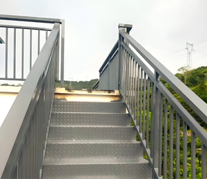 Escalera Recta de Acero Galvanizado Personalizada |   Escalones Antideslizantes <span class=keywords><strong>para</strong></span> Fábrica, Almacén, Exteriores, Certificados por la CE - Product Image 4