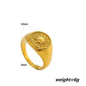 แหวนสแตนเลสชุบทอง 18K ลายโทเท็มดวงอาทิตย์ ประดับลายจุด ดีไซน์นูน ลวดลายทันสมัยสไตล์เรโทร แบรนด์หยวนเฮง เครื่องประดับสำหรับใส่ทำงาน - Product Image 5