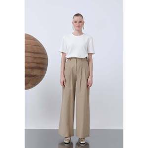 Pantalones Básicos Plisados de Visón para Mujer, Marca Soul, para Oficina y Uso Casual, Diseño Ligero y Cómodo con Detalles Elegantes - Product Image 3
