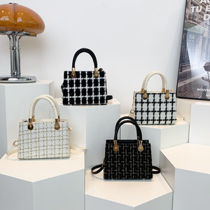 Nouveauté 2026 : Sacs à main tendance en laine à carreaux pour femme – Sacs bandoulière noir et blanc pour femme - Product Image 1
