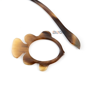 Épingles à châle unisexe en corne de buffle faites à la main, écologiques, motif poisson vintage, en matériau naturel et biologique, BIXGO, vente en gros - Product Image 1