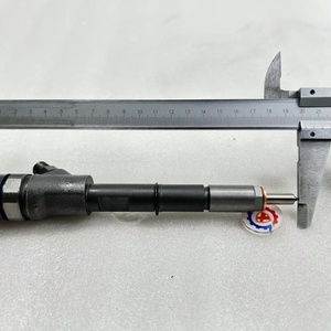 หัวฉีดน้ำมันเชื้อเพลิงเครื่องยนต์ B3.3 4D95 รุ่น 0445110307 สำหรับรถขุด PC120-8 PC130-8 - Product Image 2