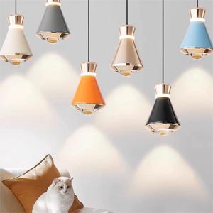 Lámpara Colgante de Lujo Creativa para Dormitorio Pequeño, Estilo Moderno Minimalista, Línea Larga, Lámparas Colgantes, Lámparas de Araña, 2024 - Product Image 6