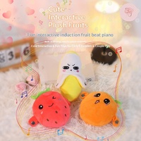 Poupée musicale interactive parent-enfant Rhythm, jouet en peluche fraise banane contrôlé par capteur, rembourrage en coton PP