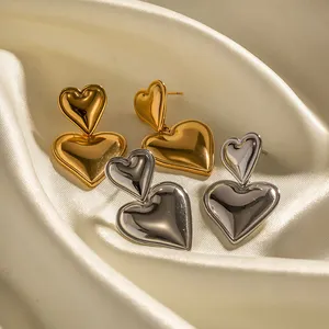 फैशनेबल डबल दिल के आकार कान की बाली स्टेनलेस स्टील सोना मढ़वाया प्यार दिल ड्रॉप कान की बाली सेट