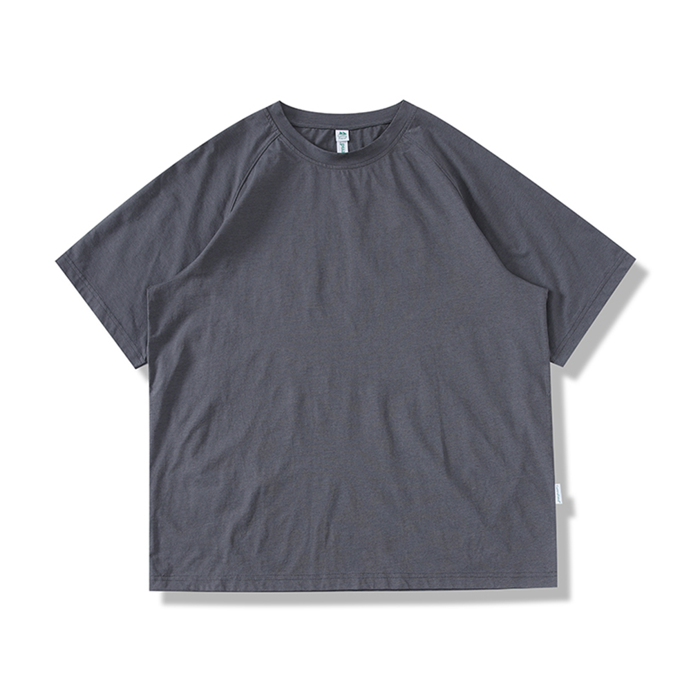 Gris oscuro