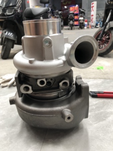เทอร์โบชาร์จเจอร์ jm HE300VG รุ่น 2834497 6756-81-8230 สำหรับเครื่องยนต์ Komatsu 6D107-1 และ Cummins QSB6.7 อะไหล่เครื่องจักรก่อสร้าง - Product Image 3