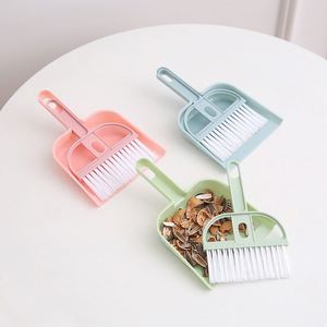 Mini Escoba y Recogedor de Escritorio Portátiles con Cerdas de PP Sostenibles, Herramienta Pequeña para Limpiar el Coche, Cepillo para Teclado - Product Image 1