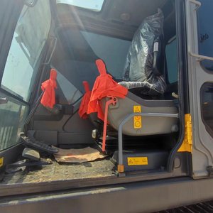 Excavatrice VOLVO 240 d'occasion 100% originale, compétitive et à bas prix, en bon état, meilleurs prix pour les excavatrices VOLVO 240 d'occasion - Product Image 5