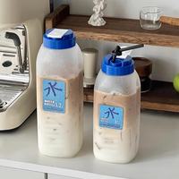 Carafe à eau en plastique grande capacité pour réfrigérateur, bouteille sécurisée avec couvercle, pichet à eau froide anti-fuite pour le stockage de boissons