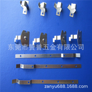 ชิ้นส่วนโลหะปั๊มขึ้นรูป Zanyu ขนาด 0.6*1.5 เหล็กสำหรับยานยนต์ไฟฟ้า ทนทาน นำไฟฟ้าได้ดี - Product Image 1