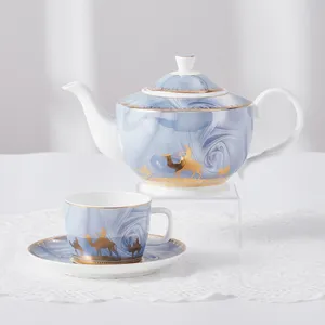 Set da tè PITO di lusso europeo Set da tè in ceramica artistica con motivo personalizzato Set da tè con osso dorato