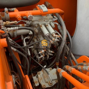 Mini-excavatrice Doosan DH60-7 d'occasion pour travaux de terrassement, peinture d'origine, à vendre - Product Image 4