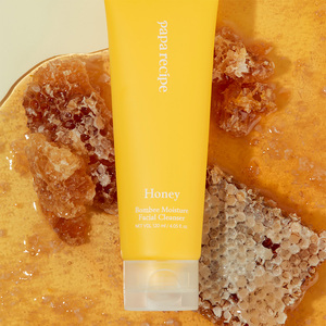 Sữa rửa mặt dạng lỏng Bombee Honey Moisture với chiết xuất mật ong & sữa ong chúa giúp cấp ẩm sâu và làm sạch nhẹ nhàng - Product Image 3