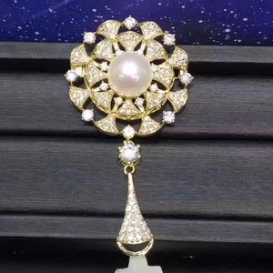 Broche en perles d'eau douce Hao Shi, style Bouddha, tendance populaire, pendentif de poitrine en deux parties avec motif numérique, bijoux élégants - Product Image 2