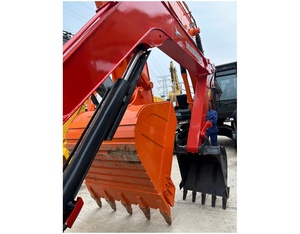Miniexcavadora de 8T con orugas y cazo de excavación usada - Product Image 6