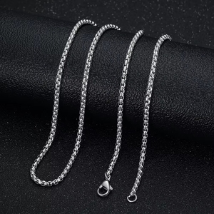 Colar Masculino de Aço Inoxidável Banhado a Ouro com Pingente de Lâmina de Barbeador Cravejado de Diamantes Estilo Hip Hop - Sucesso de Vendas e Preço Imperdível - Product Image 6