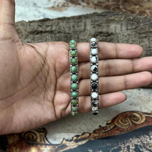 Bracelet unique en argent sterling fait à la main avec un buffle blanc, bijoux artisanaux faits à la main, cadeau pour elle, style bohème - Product Image 1