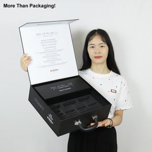 Boîtes cadeaux cosmétiques magnétiques personnalisables avec gaufrage à chaud, matériaux biodégradables recyclés, doublure en éponge, poignée, crème pour les yeux - Product Image 2