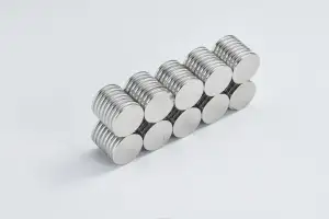 N52 cakram Magnet bulat Magnet langka, Magnet permanen Neodymium silinder kuat