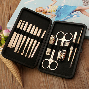 Set Manicure e Pedicure di Lusso Color Oro 14 Pezzi per Uomo e Donna Regalo di Nozze - Product Image 2