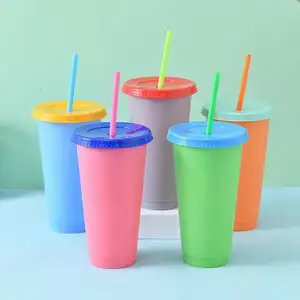 Color changing Ice Cold Drink water coffee Pride Stadium Plastic cup with Lids and Straws