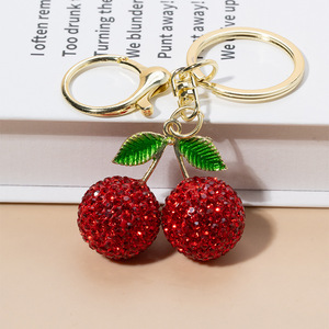 Nuovo Creativo Portachiavi 3D con Ciondolo a Forma di Ciliegia con Strass, Accessorio per Borsa da Donna, Regalo - Product Image 5