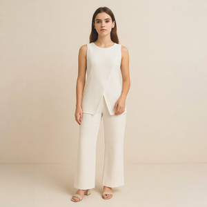 Ensemble deux pièces de luxe sans manches bleu sarcelle avec pantalon large à taille peplum et fermeture éclair dorée, en tissu polyester recyclé, séchage rapide, infroissable - Product Image 1