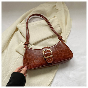 Borsa Baguette Vintage da Donna in Pelle PU Goffrata Coccodrillo con Dettaglio Fibbia Metallica - <span class=keywords><strong>Mini</strong></span> Borsa a Spalla Sottobraccio per Uso Quotidiano - Product Image 3